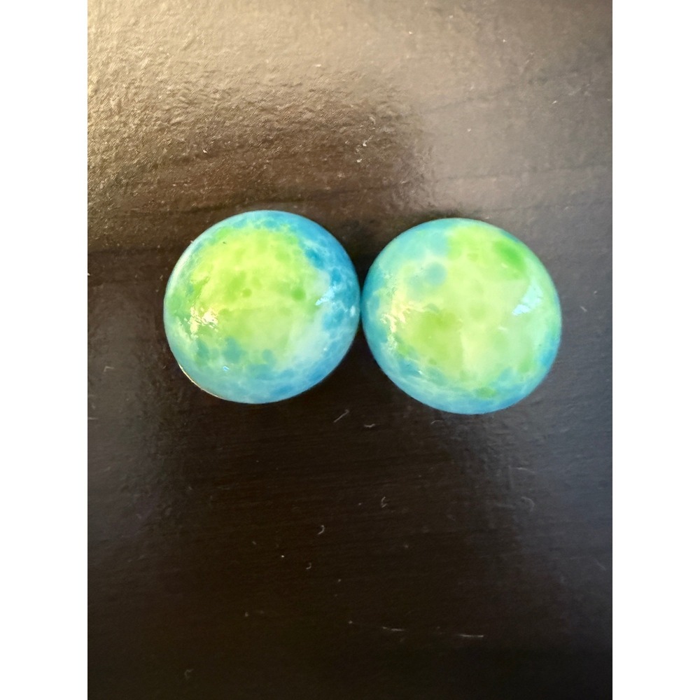 Kramer Gold Tone Blue Green Art Glass Clip On Earrings Vintage Mid Century Studs